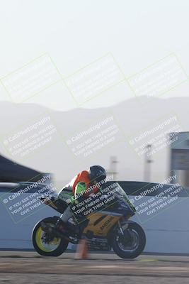 media/Oct-03-2025-CVMA Friday Practice (Fri) [[0c1e57b650]]/4-Racer 3-NRS/Mock Race/